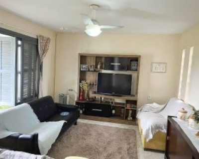 Casa à venda com 126m², 3 dormitórios, 1 suíte, 2 vagas no bairro Centro em Xangri-Lá