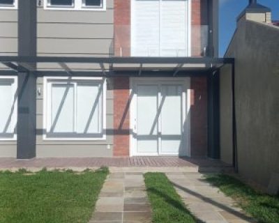 Casa à venda com 140m², 3 dormitórios, 1 suíte, 2 vagas no bairro Centro em Xangri-Lá